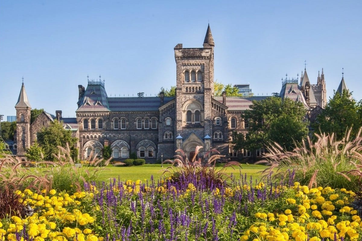 Trường đại học Canada
